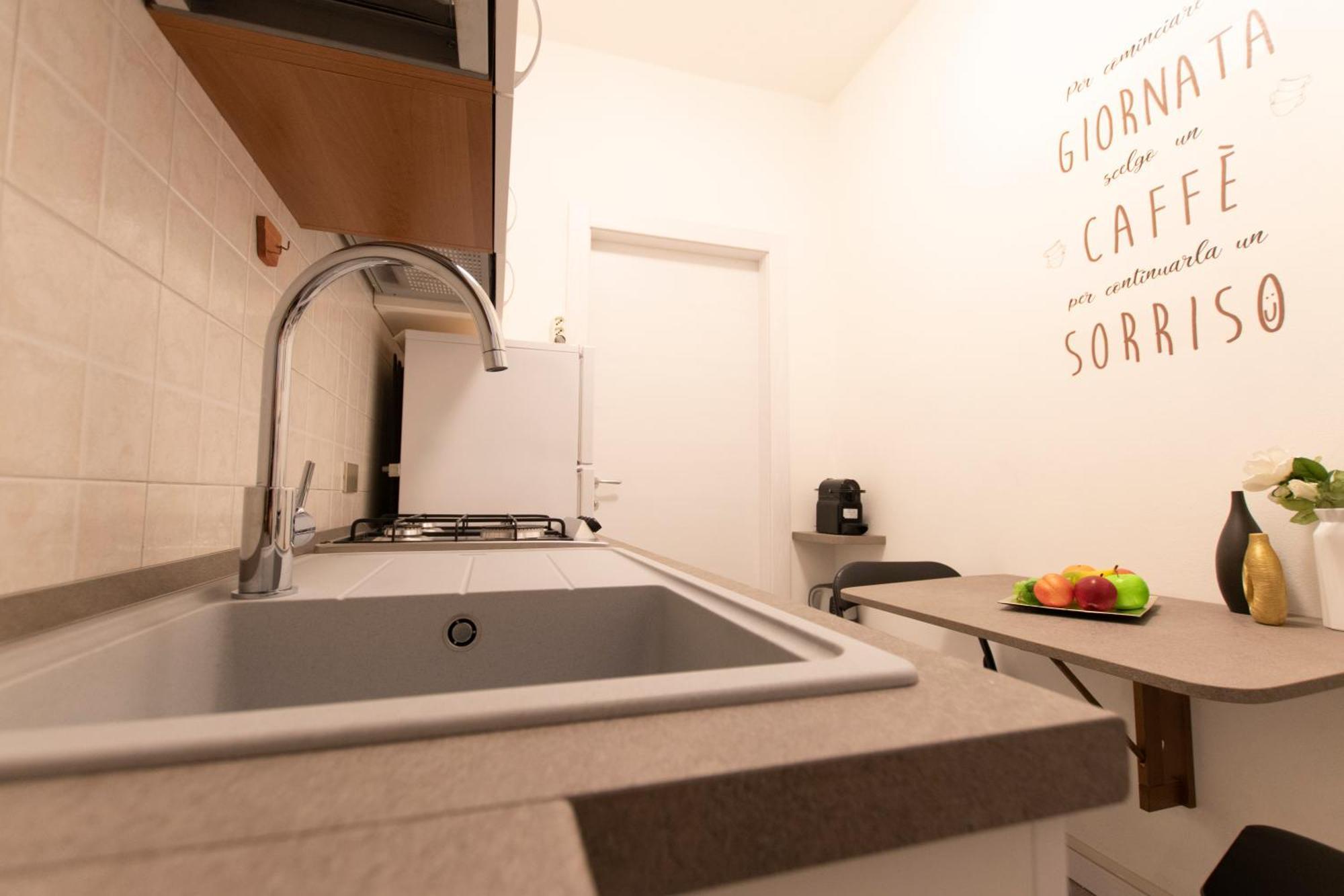 Ihost Apartment - Lodi 47 Милано Екстериор снимка